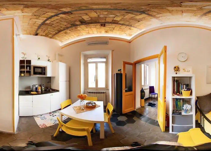 Апартаменты A Casa Di Ale E Lalla *